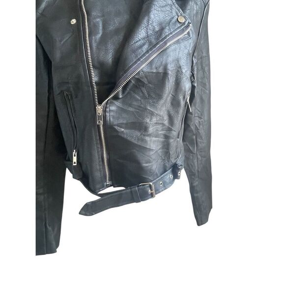 Lulus Women’s Faux Leather Moto Jacket Black L Belted Zippered - Picture 5 of 12